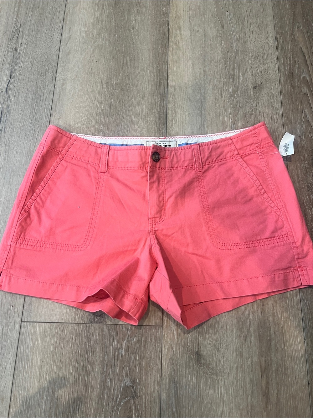 Old Navy Coral Pink Women's Bermuda Shorts